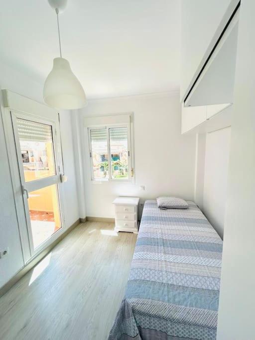 Unifamiliar Chiclana, La Barrosa Lejlighed Chiclana de la Frontera Eksteriør billede